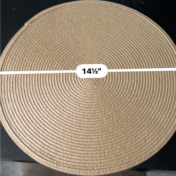 Other - ♥️ Round Gold Placemat Set of 4